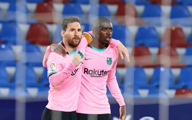 Dembele tiết lộ Messi là người chúc mừng sớm nhất
