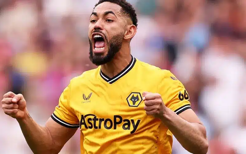 Cunha là mục tiêu của MU.